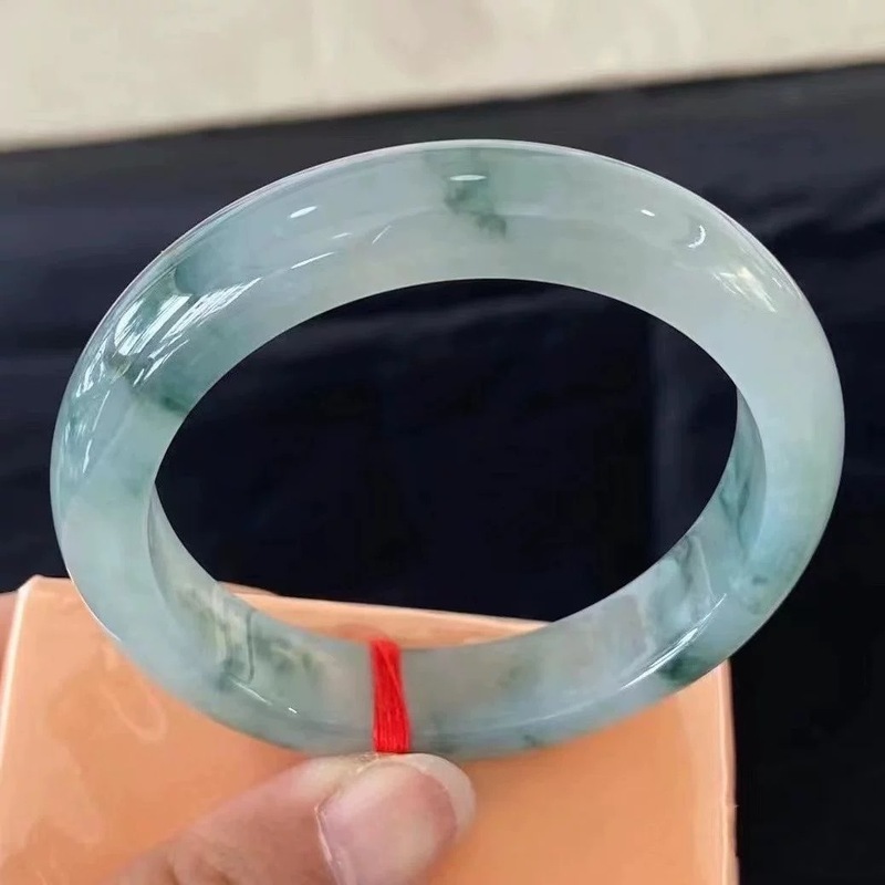 Женский браслет из мьянманског – обзор и цена Bracelets