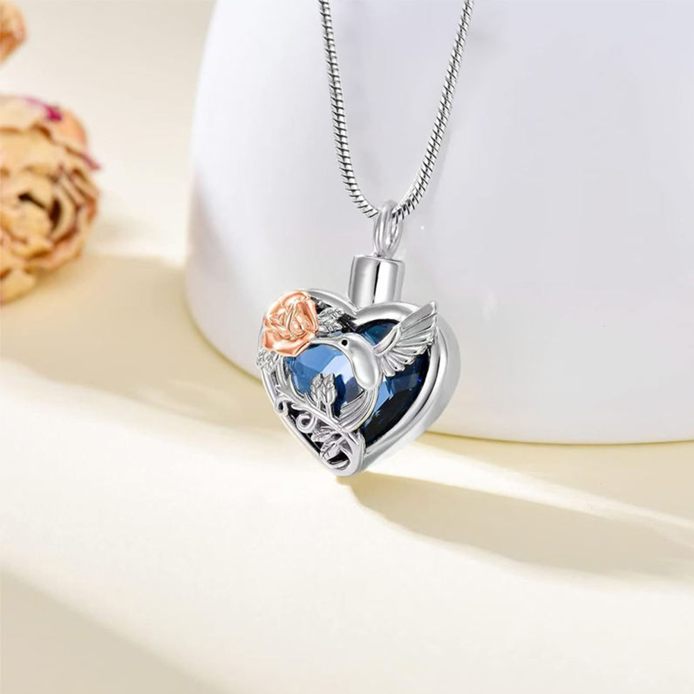 Ожерелье-медальон с урной в фо – обзор и цена Heart Locket Necklace Photo