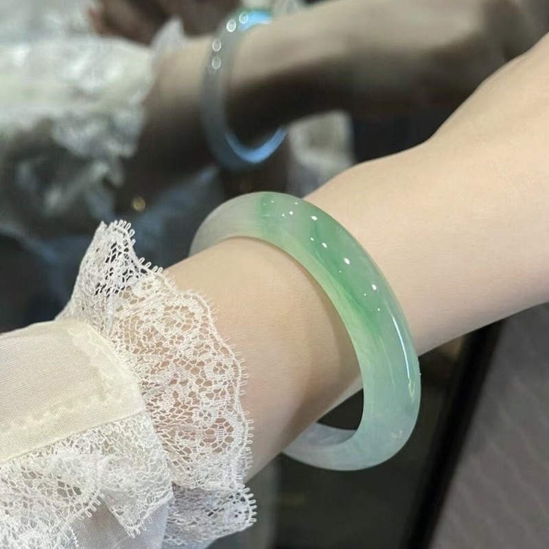 Мьянманский натуральный ледяно – обзор и цена Bracelets